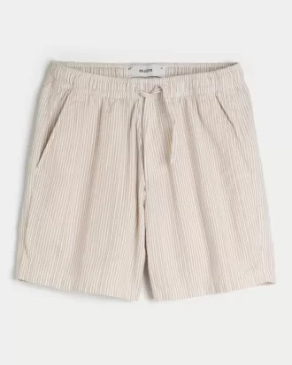 above the knee seersucker shorts 1 2 330x413 - Above-the-Knee Seersucker Shorts