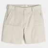 At-the-Knee Cooling Golf Shorts