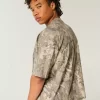 Baggy Heavyweight Crop Dodge Graphic Camo Tee