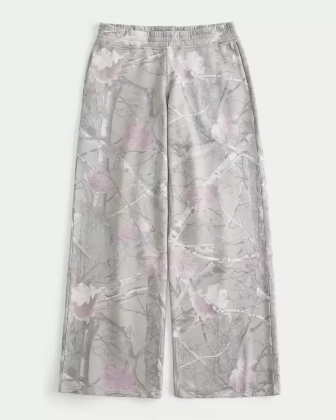 Camo Baggy Sweatpants
