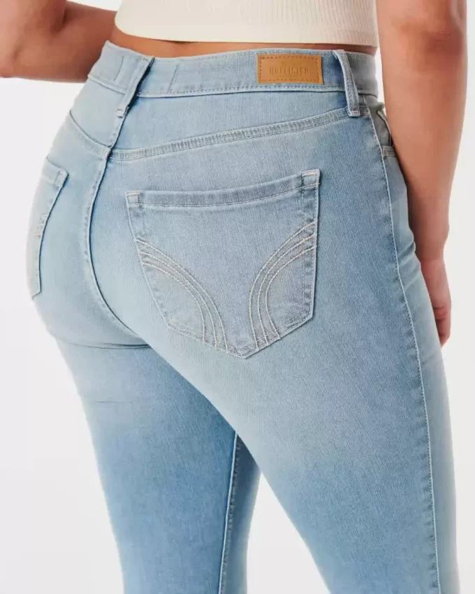 Curvy High-Rise Medium Wash Super Skinny Jeans