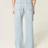 Curvy Low-Rise Light Wash Baggy Jeans