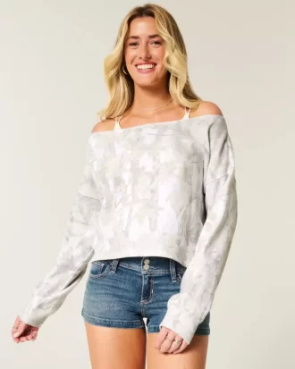 Easy Double Off-the-Shoulder Camo Sweatshirt