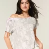 Easy Off-the-Shoulder Tie Camo T-Shirt