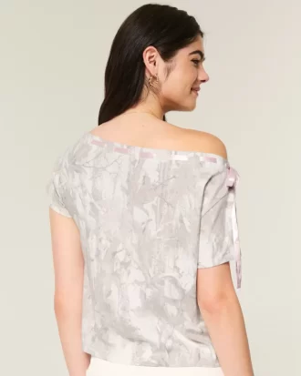 Easy Off-the-Shoulder Tie Camo T-Shirt