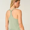 Easy Trend Drop Tropical Bird Graphic Tank Easy Trend Drop Tropical Bird Graphic Tank