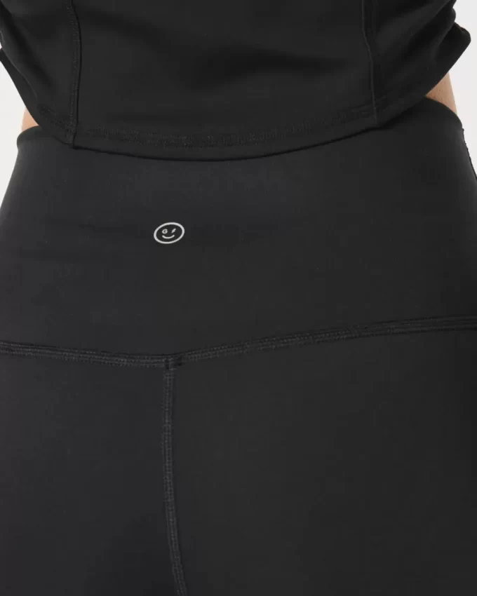 Gilly Hicks Active Recharge Capri Leggings