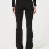 Gilly Hicks Active Recharge Flare Leggings