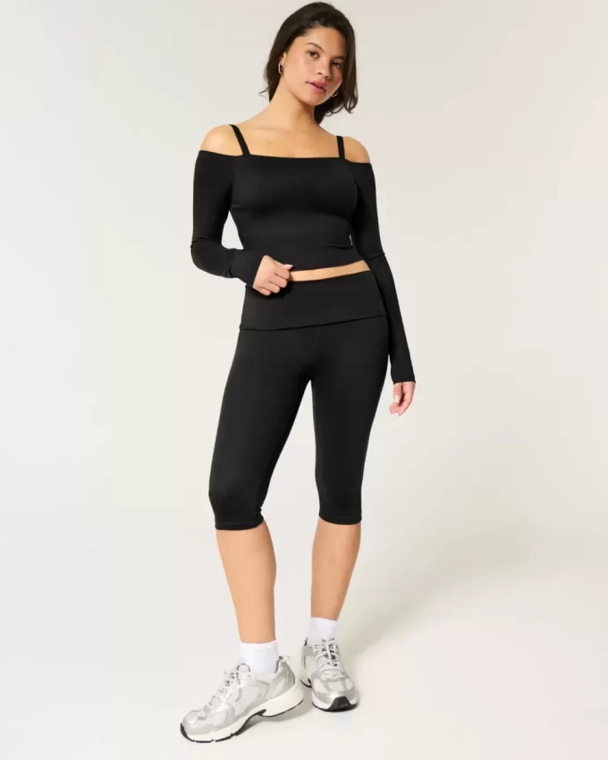 Gilly Hicks Active Recharge Foldover Waist Capri Pants