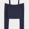 Gilly Hicks Active Recharge Off-the-Shoulder Top