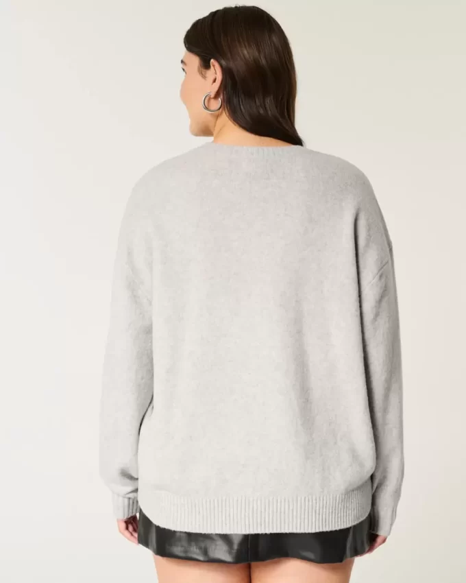 Hollister Comfy Cloud Puppy Graphic Crew Sweater Hollister Comfy Cloud Puppy Graphic Crew Sweater