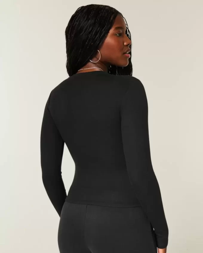 Long-Sleeve Crew Top