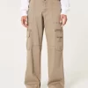 Low-Rise Baggy Cargo Pants