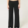 Low-Rise Black Baggy Jeans