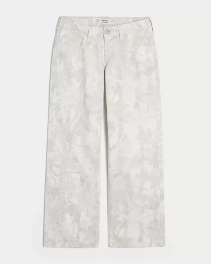 Low-Rise Camo Baggy Jeans