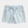 Low-Rise Light Wash Baggy Denim Shorts 5″