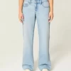 Low-Rise Light Wash Baggy Jeans