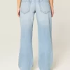 Low-Rise Light Wash Baggy Jeans