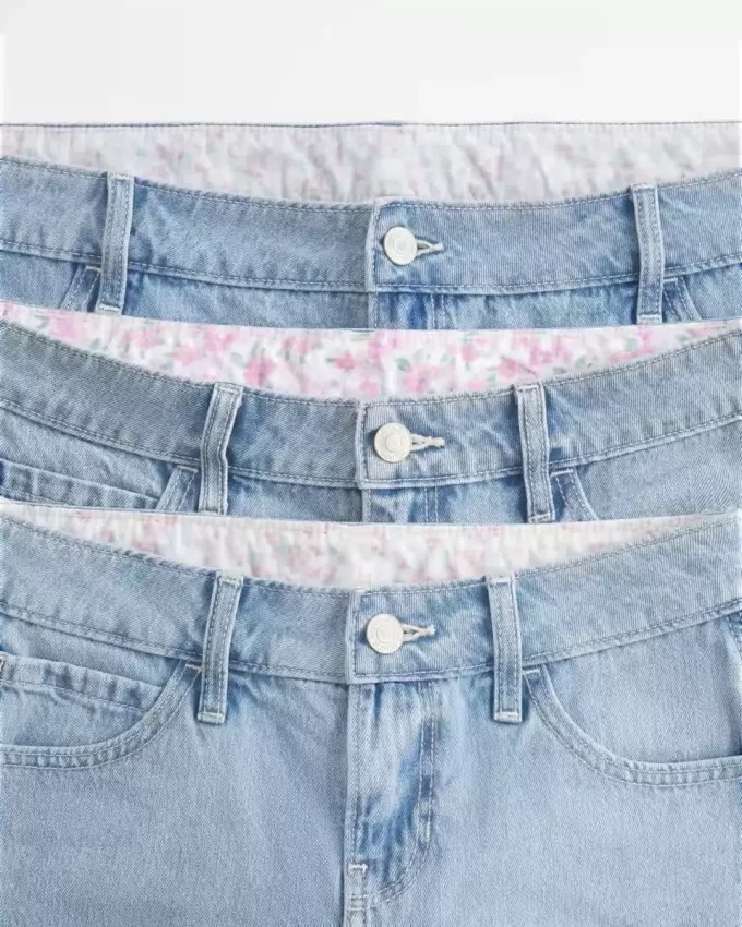 Low-Rise Medium Wash Baggy Denim Shorts 5″