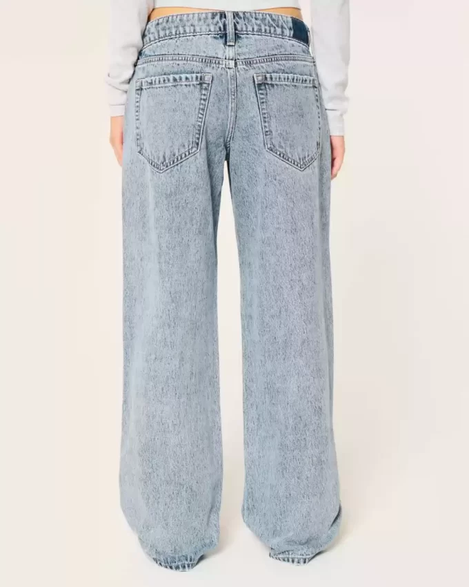 Low-Rise Medium Wash Baggy Jeans