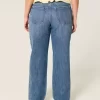 Low-Rise Medium Wash Loose Jeans