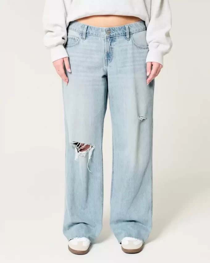 Low-Rise Ripped Light Wash Baggy Jeans