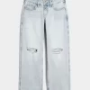 Low-Rise Ripped Light Wash Baggy Jeans