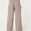 Low-Rise Super Baggy Pants