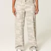 Low-Rise Y2K Camo Baggy Jeans