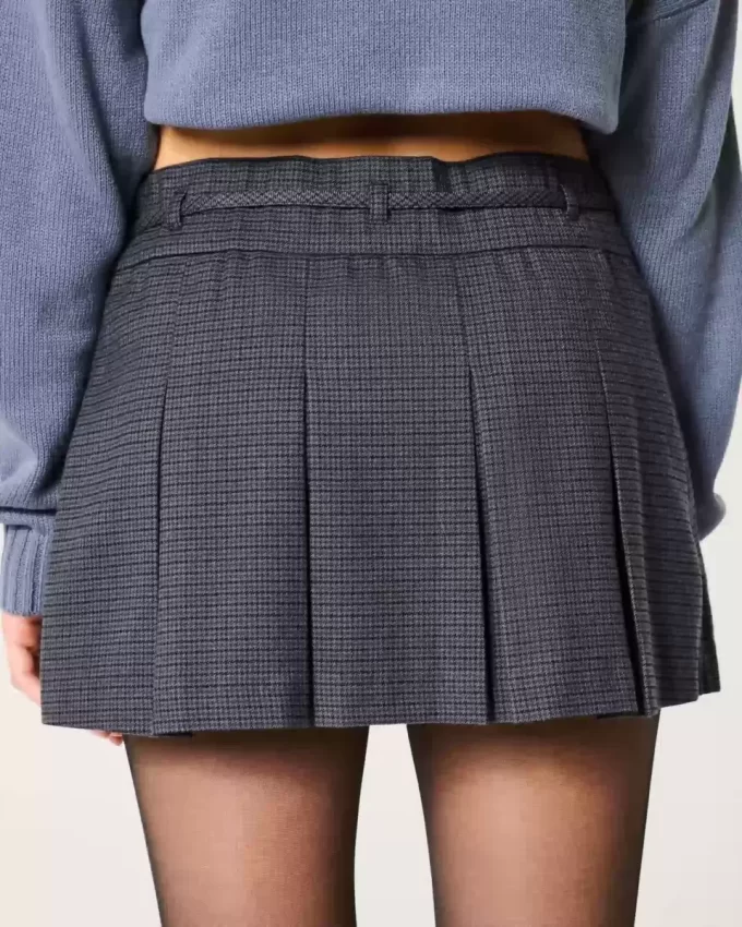 Mid-Rise Pleated Mini Skort