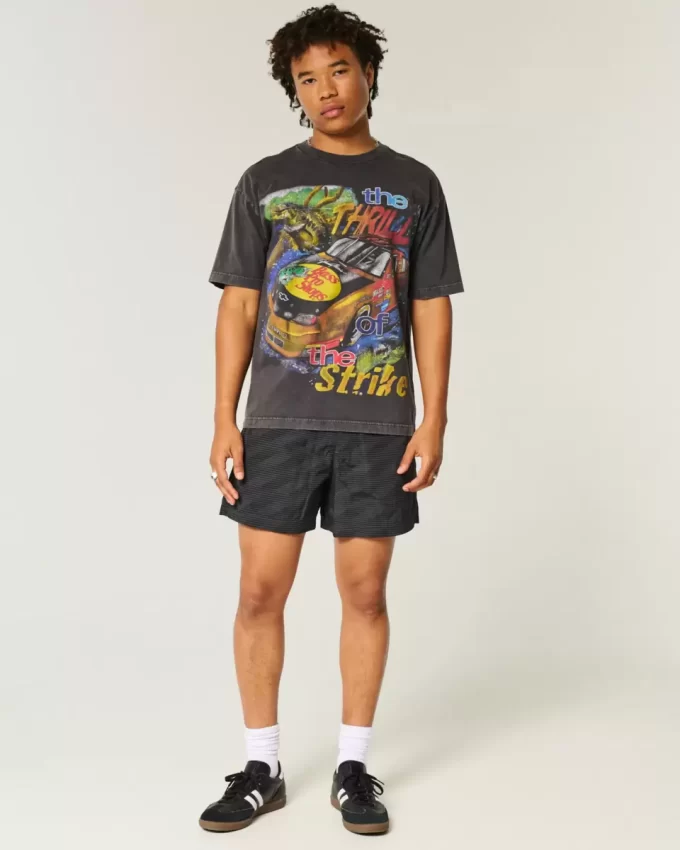 Mid-Thigh Baggy Soccer Shorts