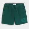 Mid-Thigh Graphic Loose Fleece Shorts