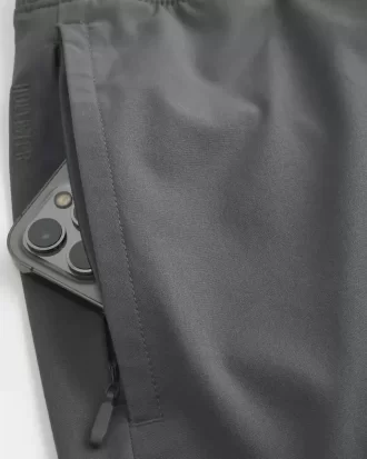 Mid-Thigh Hybrid Active Shorts
