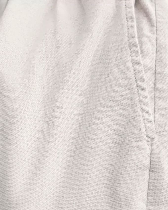 Mid-Thigh Linen-Blend Pull-On Shorts