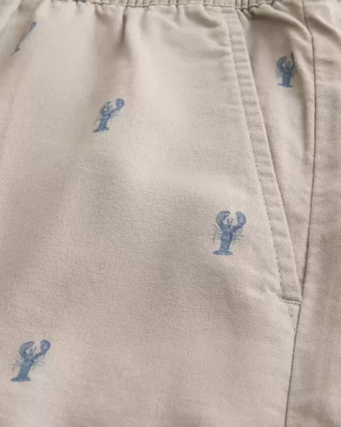 Mid-Thigh Lobster Pattern Pull-On Shorts