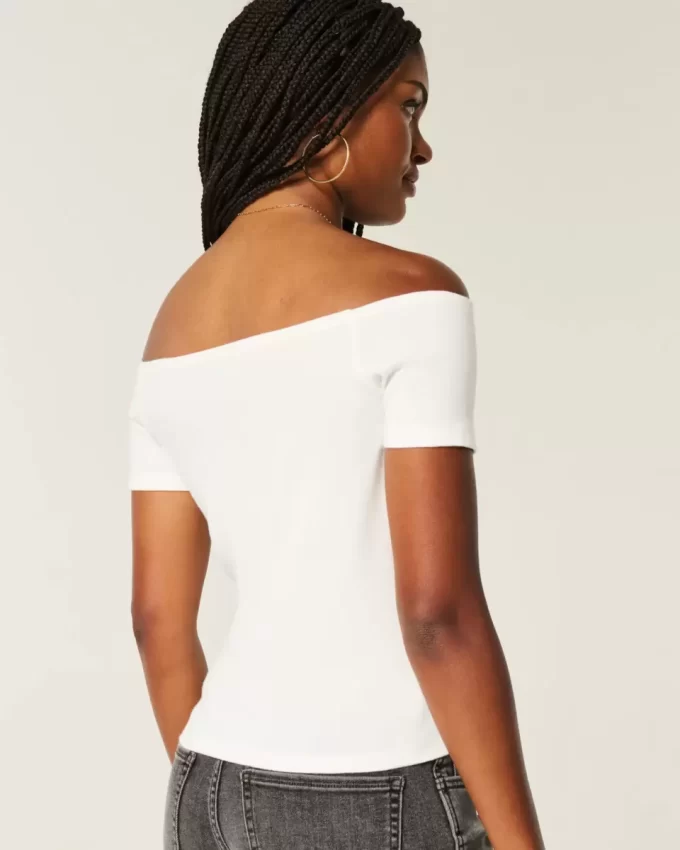 Off-the-Shoulder Cutesy Graphic Tee Off-the-Shoulder Cutesy Graphic Tee