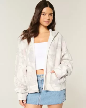 Oversized Camo Zip-Up Hoodie