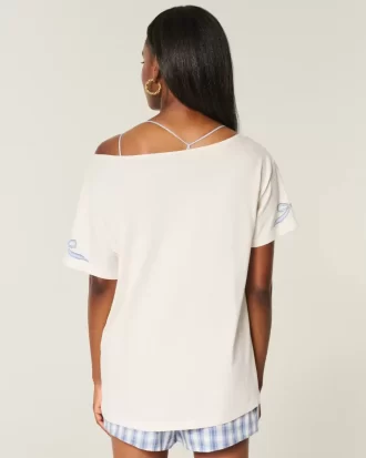 Oversized Off-the-Shoulder Graphic Tee