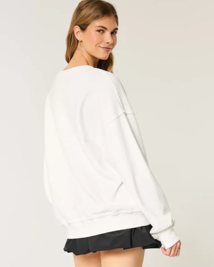 Oversized University of Texas Graphic Notch-Neck Sweatshirt Oversized University of Texas Graphic Notch-Neck Sweatshirt