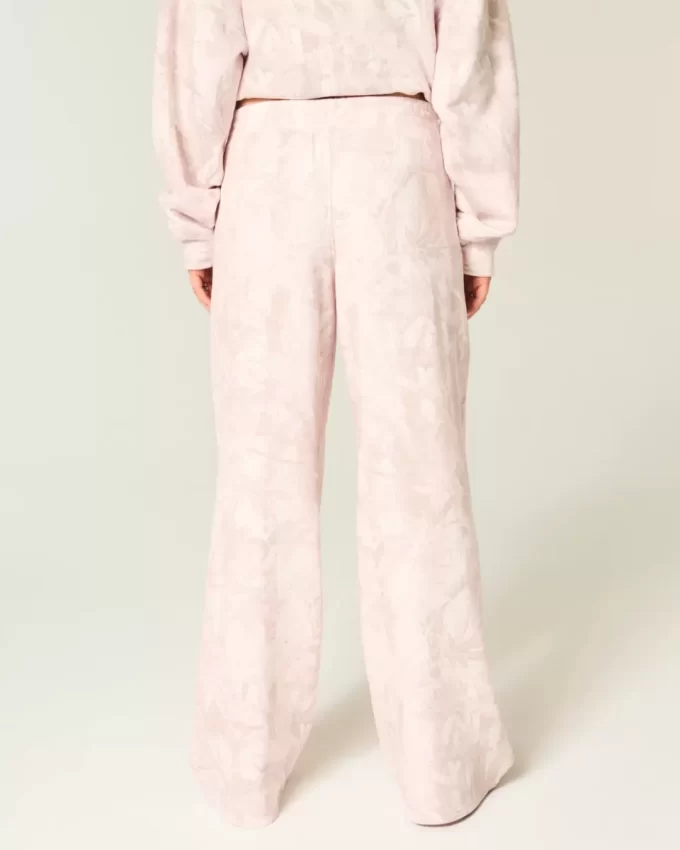 Pink Camo Baggy Sweatpants