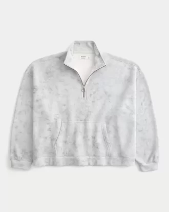 Rectangle Fit Quarter-Zip Sweatshirt