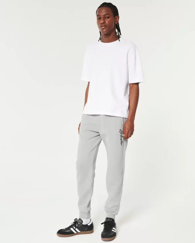 Relaxed Fleece Logo Joggers