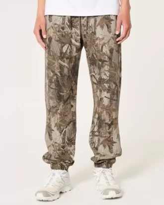 Relaxed Fleece Logo Joggers