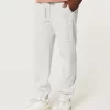 Relaxed Fleece Logo Joggers
