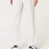 Relaxed Fleece Logo Joggers