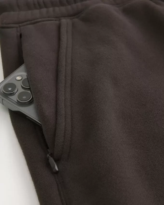 Relaxed Fleece Logo Joggers