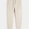 Relaxed Fleece Logo Joggers