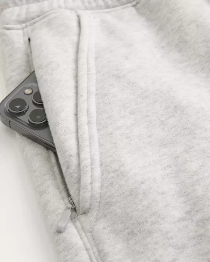 Relaxed Fleece Logo Joggers