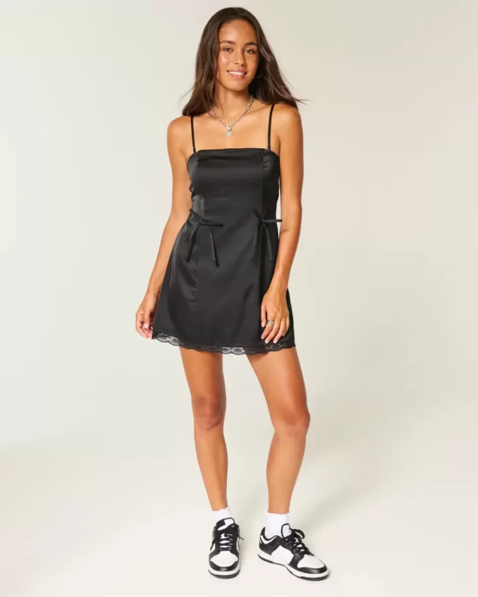 Satin Strapless Bow Bodycon Dress