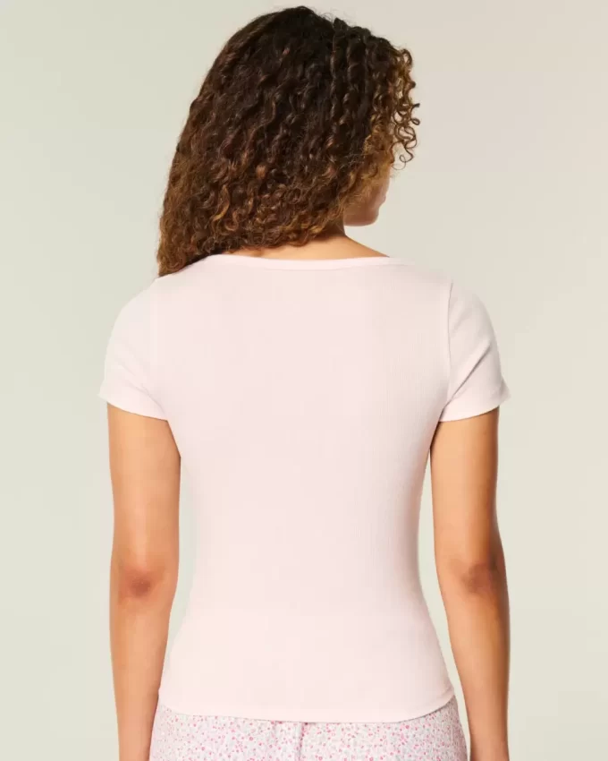 Scoop T-Shirt
